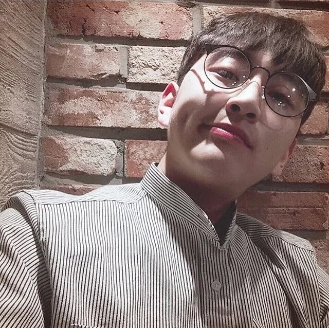 任可英娴