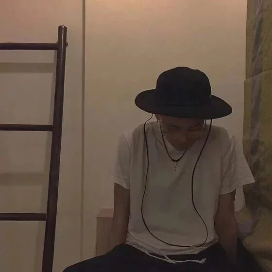 潘致琦莺