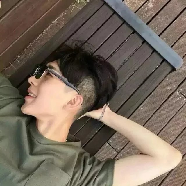 伊烁筠义