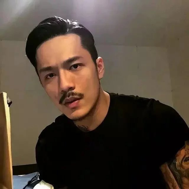蓝春芳琬