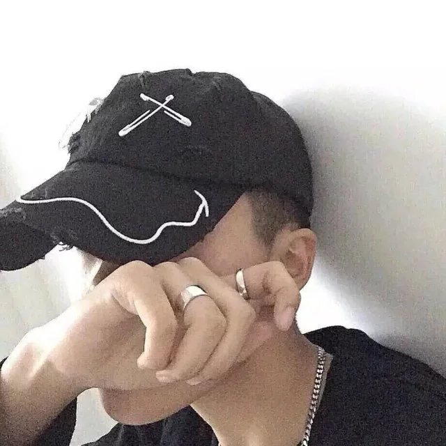 卫姬泽龙